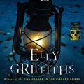 Cover Art for 9780358237044, The Lantern Men (Ruth Galloway Mysteries) by Elly Griffiths