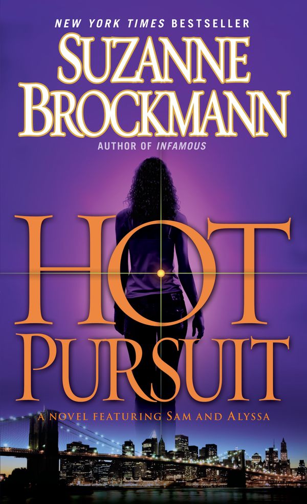 Cover Art for 9780345501585, Hot Pursuit by Suzanne Brockmann
