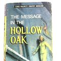 Cover Art for 9780001604094, Message in the Hollow Oak by Carolyn Keene
