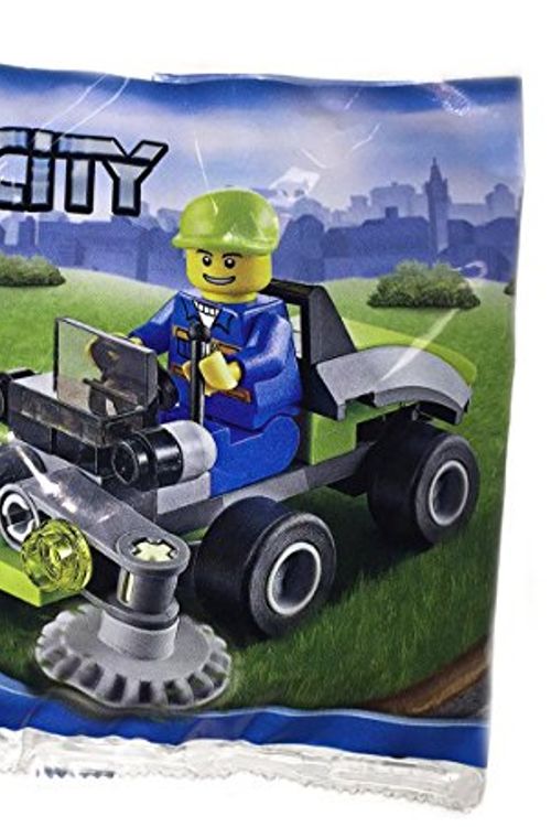 Cover Art for 5702014974074, Ride-On Lawn Mower Set 30224 by Lego