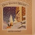 Cover Art for 9780006640400, One Snowy Night by Nick Butterworth