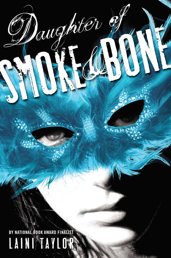 Cover Art for 9780316134026, Daughter of Smoke and Bone by Laini Taylor