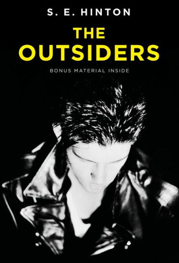 Cover Art for 9780786273621, The Outsiders by S. E. Hinton