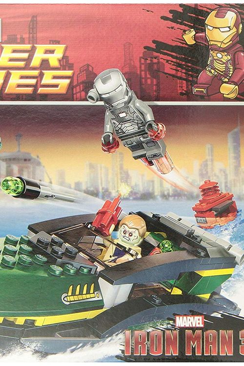 Cover Art for 0673419190442, Iron Man: Extremis Sea Port Battle Set 76006 by LEGO