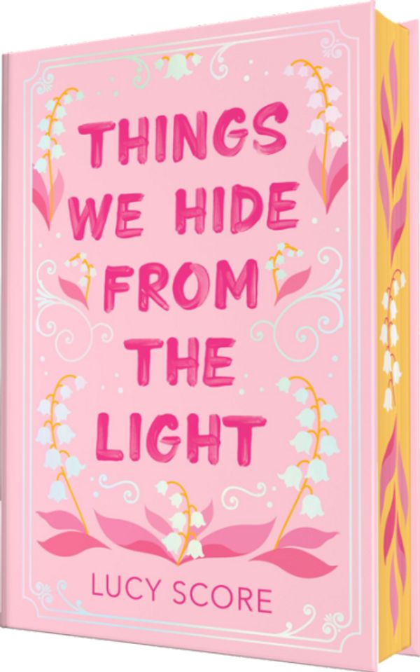 Cover Art for 9781728276113, Things We Hide from the Light by Lucy Score