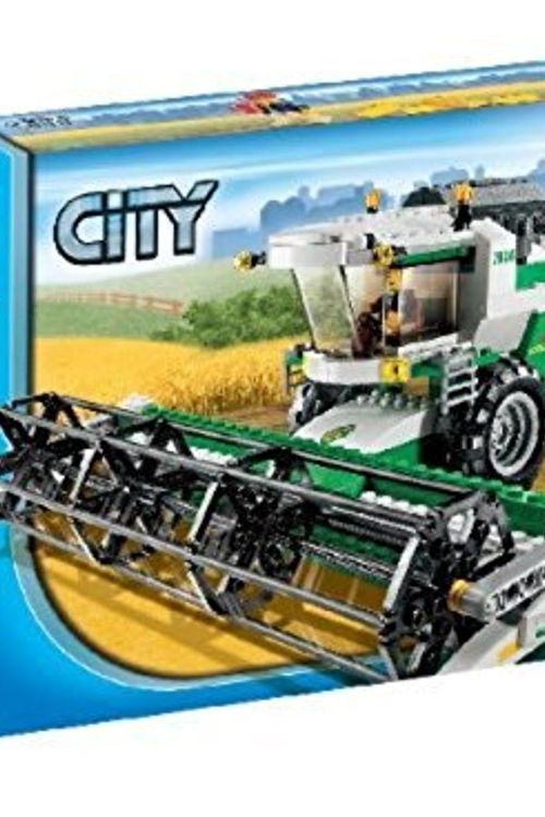 Cover Art for 0673419112451, Combine Harvester Set 7636 by Lego