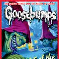 Cover Art for 9780545414661, Classic Goosebumps #19: Revenge of the Lawn Gnomes by R.L. Stine
