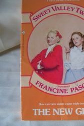 Cover Art for 9780553154757, The New Girl (Sweet Valley Twins, No 6) by Francine Pascal
