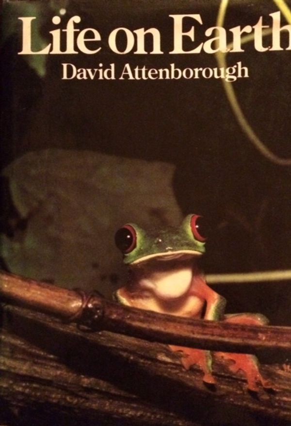 Cover Art for 9780002190916, Life on Earth by David Attenborough