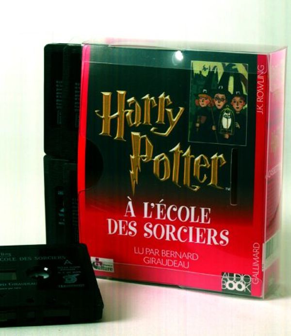 Cover Art for 9780050666319, Harry Potter a l'Ecole DES Sorciers by J. K. Rowling