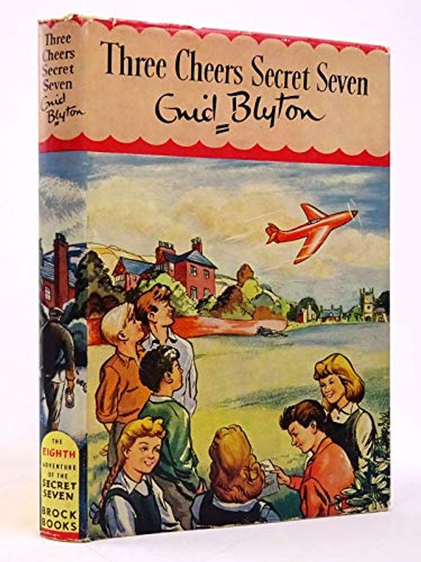 Cover Art for 9780340038925, Three Cheers, Secret Seven by Enid Blyton
