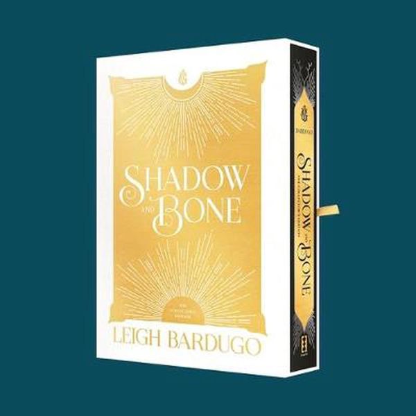 Cover Art for 9781250781611, Shadow and Bone: The Collector's Edition (Shadow and Bone Trilogy) by Leigh Bardugo