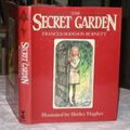 Cover Art for 9780001945425, The Secret Garden by Frances Hodgson Burnett