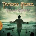 Cover Art for B00BFV1M3M, The Circle Opens #1: Magic Steps by Tamora Pierce