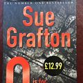 Cover Art for 9780333906545, Q is for Quarry (A Kinsey Millhone mystery) by Sue Grafton