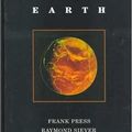 Cover Art for 9780716717430, Earth by Frank Press, Raymond Siever