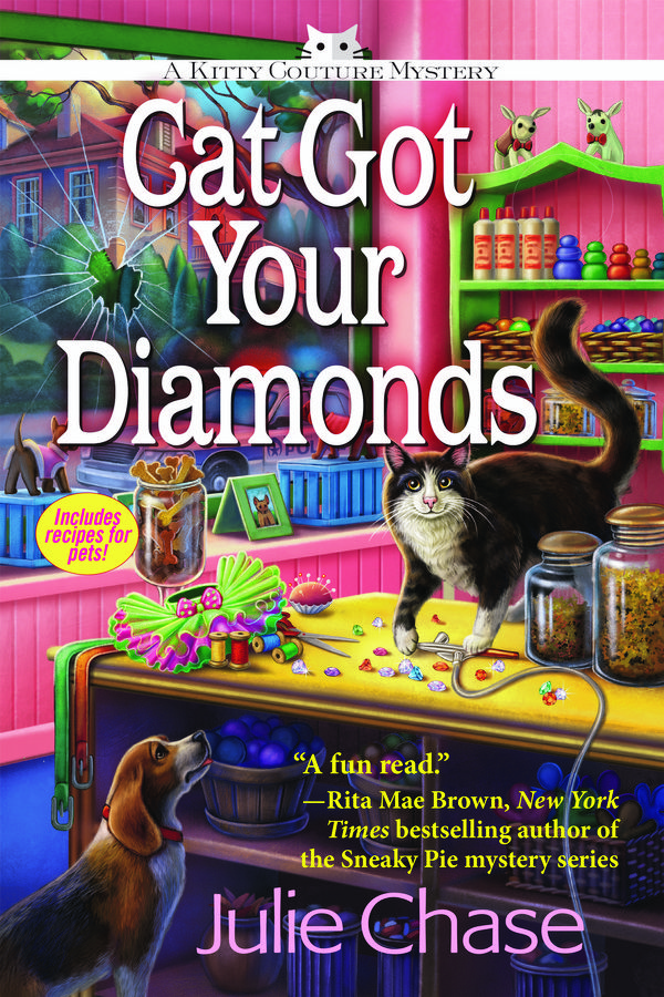 Cover Art for 9781683311973, Cat Got Your Diamonds: A Kitty Couture Mystery by Julie Chase