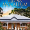 Cover Art for 9781867289944, Looking Out by Fiona McCallum