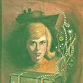 Cover Art for B002ENBLWC, Nancy Drew 17: Mystery of the Brass-Bound Trunk by Carolyn Keene