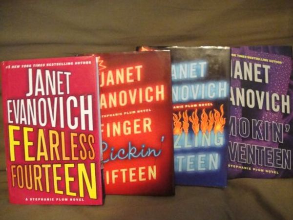 Cover Art for B001TDKUBQ, Fearless Fourteen (Stephanie Plum Novels) by Janet Evanovich