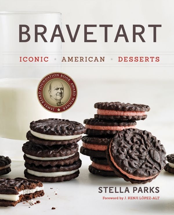 Cover Art for 9780393239867, Bravetart: Iconic American Desserts by Stella Parks