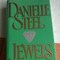 Cover Art for 9780385305143, Jewels by Danielle Steel