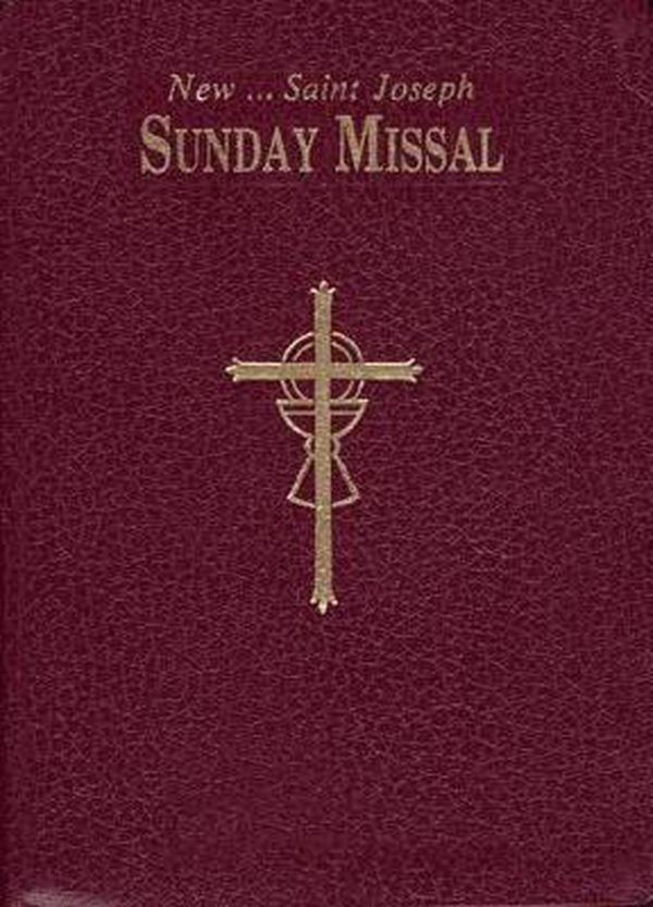 Cover Art for 9780899428222, Sunday Missal (Giant Type) by Catholic Book Publishing & Icel