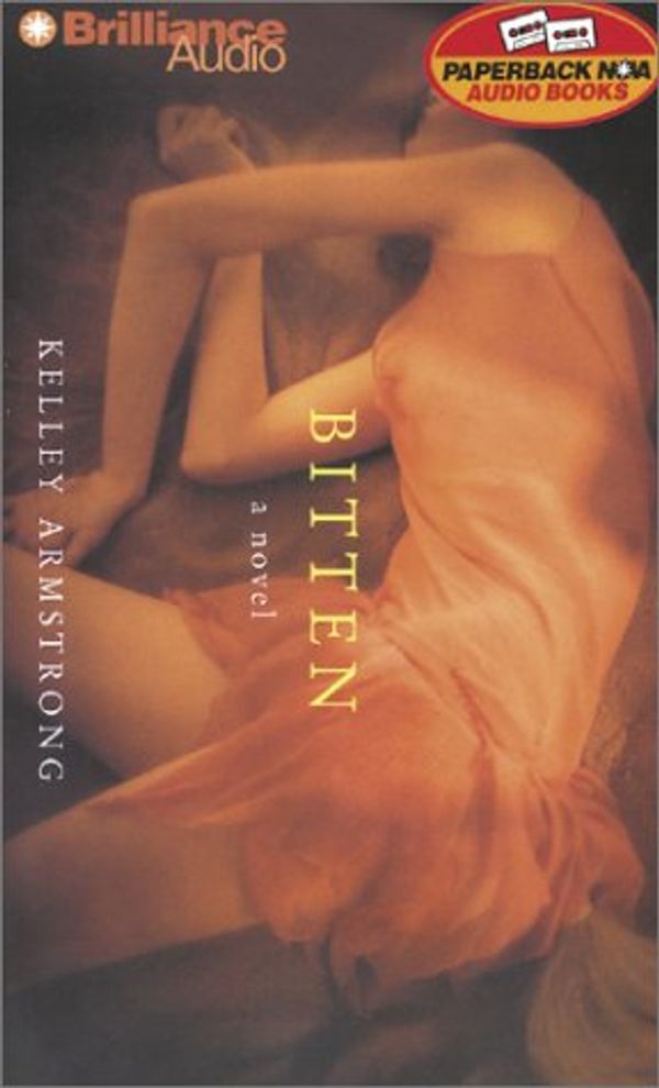 Cover Art for 9781587886720, Bitten by Kelley Armstrong