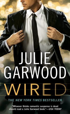 Cover Art for 9780451469489, Wired by Julie Garwood